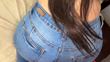 Thuyết Phục Em Vợ Cho Tôi đụng Cặp Mông Khổng Lồ Của Cô ấy